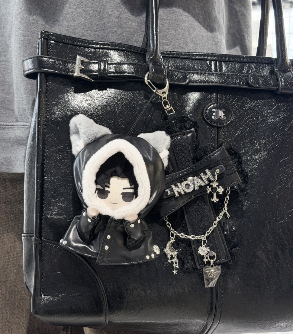 【momoru ✖︎ OshiVerseコラボぬい服🐺🧸】