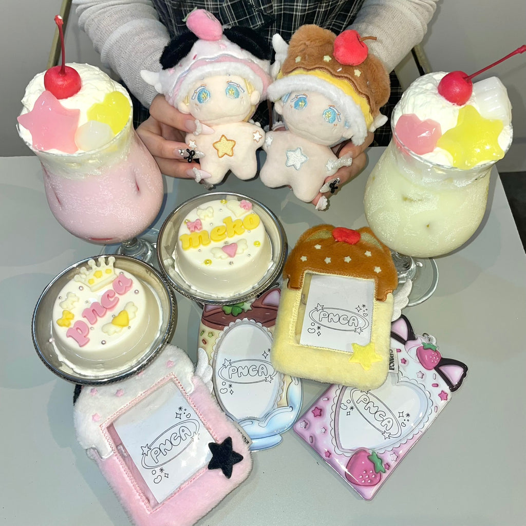 【ふわふわトレカホルダー】MEKO Sweet Cafe 推し活シリーズ🍀by PNCA