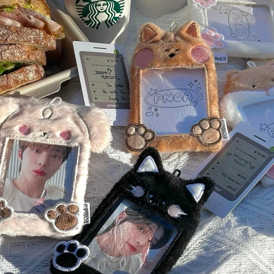 PNCAふわふわトレカホルダーくろねこ